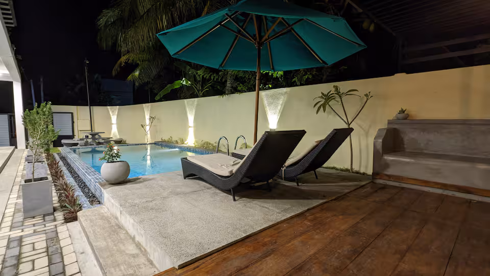 Mayon Beach Villa Outdoor lounge night view 10